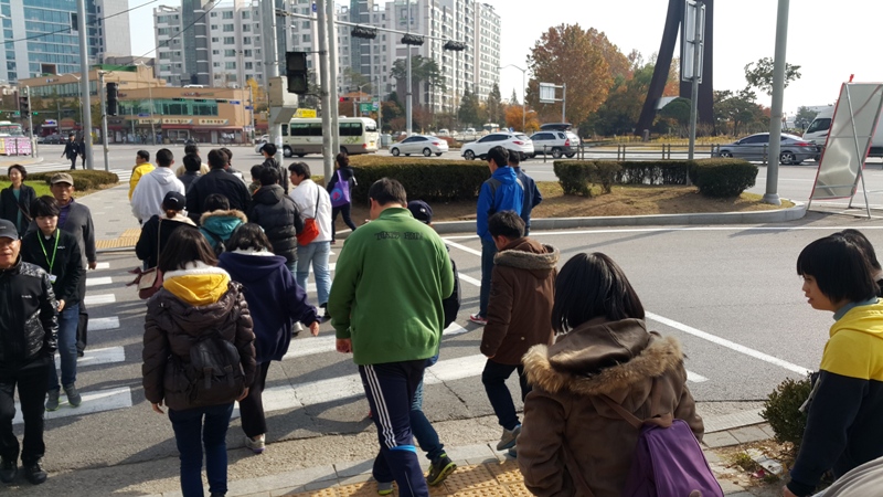 2014�� 11�� 8�Ͽ��� ��ȭ�������α׷��� �Ͽ����ϴ�.