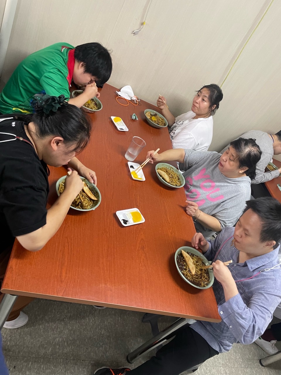 2022�� 9�� 28�� �ູ�������α׷��� �����Ͽ����ϴ�.